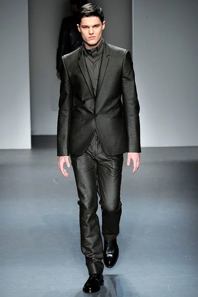 Look 26
